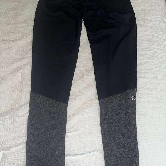 Rabbit Running Leggings - Picture 6 of 6